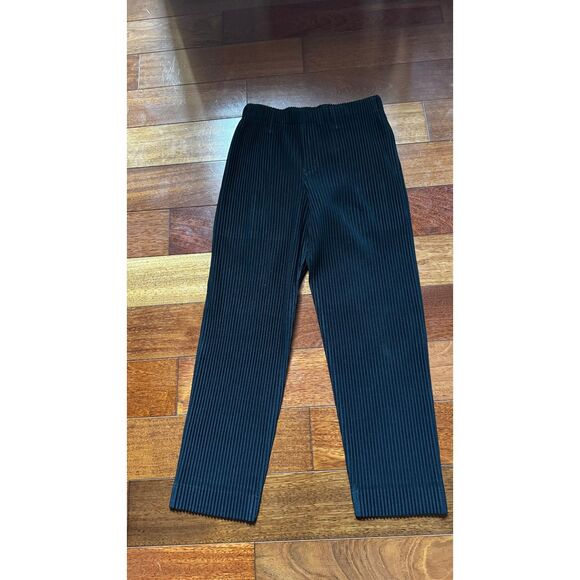 HOMME PLISSÉ ISSEY MIYAKE COLOR PLEATS TROUSERS Style No. HP38JF450 - Picture 1 of 4